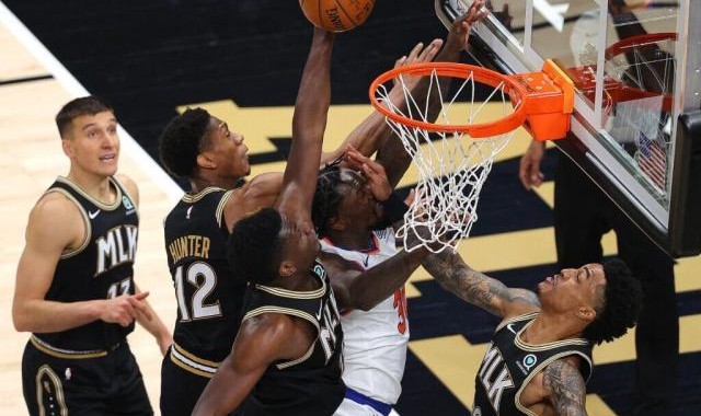 亚博-进攻常规操作防守崩塌 尼克斯1比3落后已无力回天