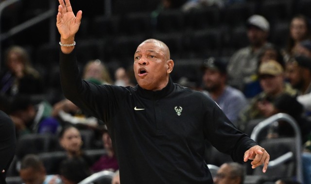 亚博体育APP-美网友谈老里下课：字母和老詹一样是教练杀手？他是名人堂教练？