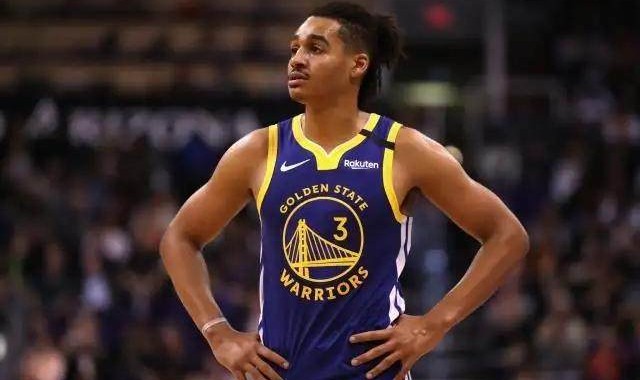 亚博体育APP-正负值-19全场最低！科尔是否该减少普尔上场时间？