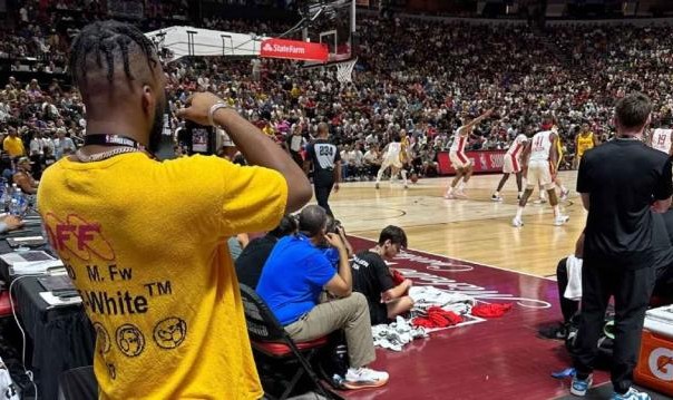 亚博体育官网-要做打球最好的摄影师，奥科吉用相机打开新世界